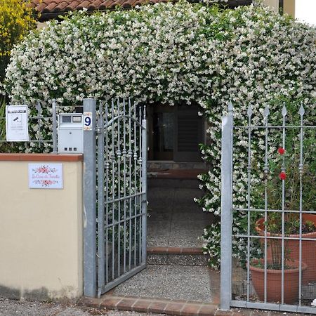 La Casa Di Fiorella チェッレート・グイーディ エクステリア 写真